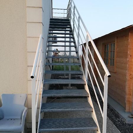 Les Fermiers Bed & Breakfast Giremoutiers Exterior photo